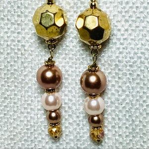 🇺🇸Chocolate,Cream Pearls, Gold Bead Earrings